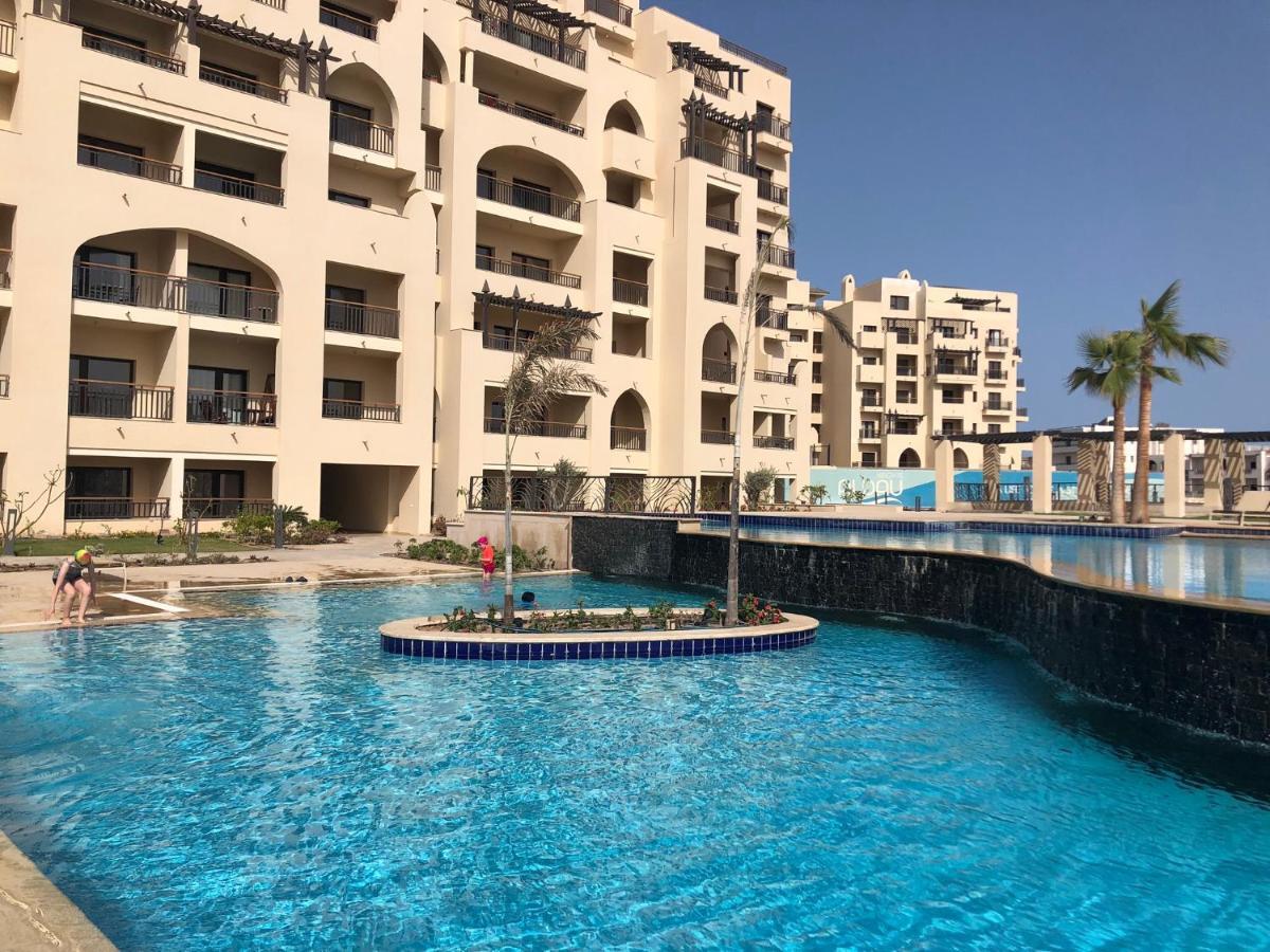 Stylish Pool View Studio In Al Dau Heights Apartment Hurghada Bagian luar foto